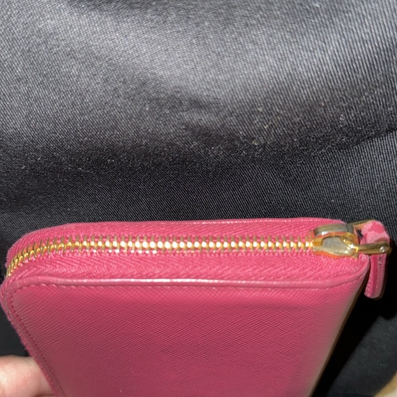 Prada zip around wallet - Picture 8 of 14
